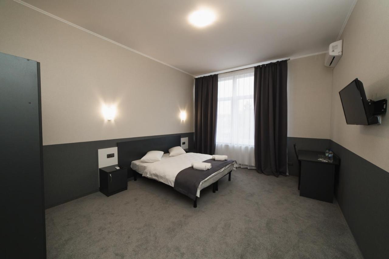 Golden Ring Hotel Ternopil Exterior photo